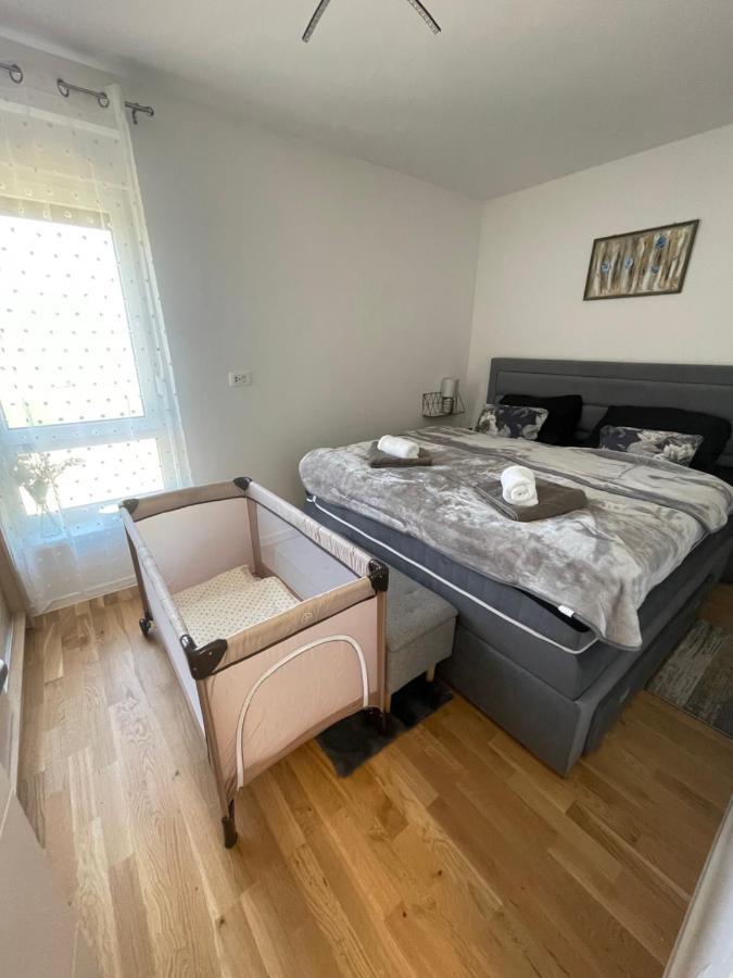 Apartman Nebo - Pogled Na Stari Grad I Minizoo Besplatne Ulaznice - Free Tickets Thurdevac Екстер'єр фото