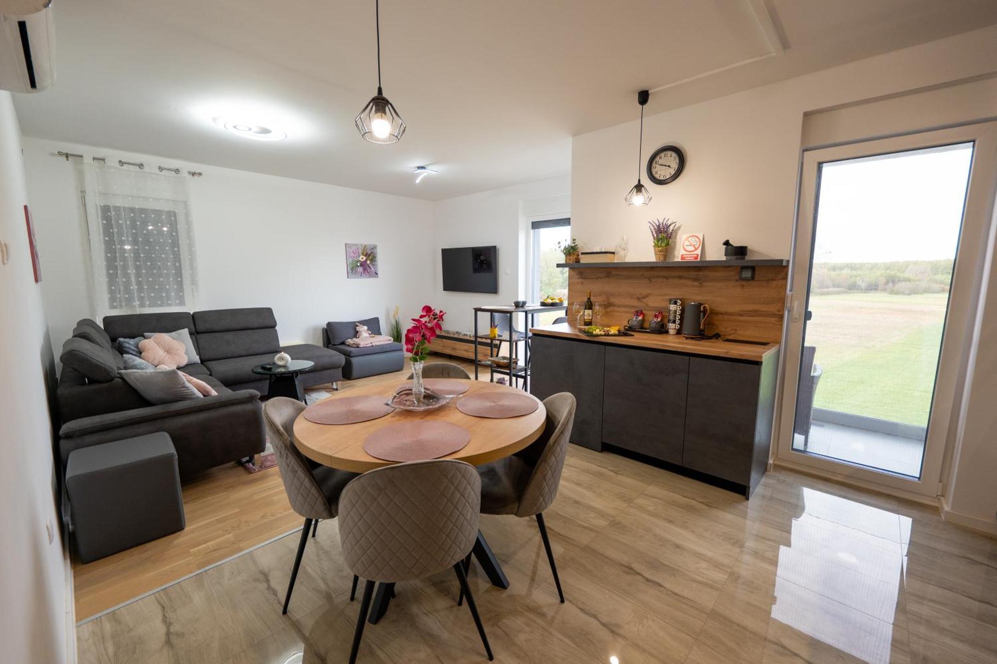 Apartment Nebo Thurdevac Екстер'єр фото